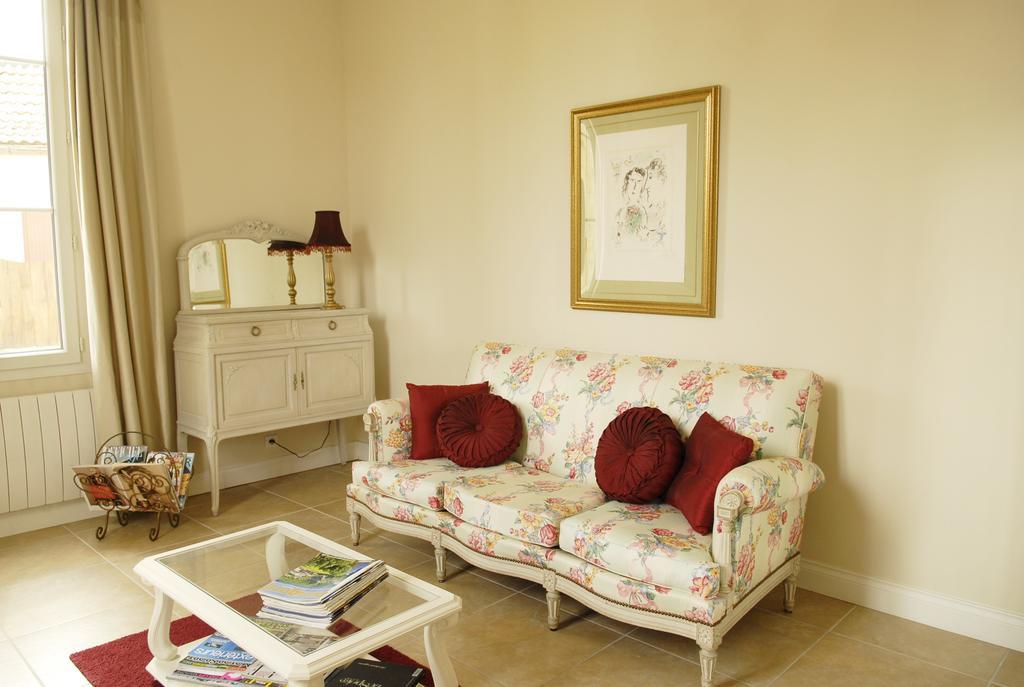 ベルジュラック La Grande Maison Bed & Breakfast エクステリア 写真
