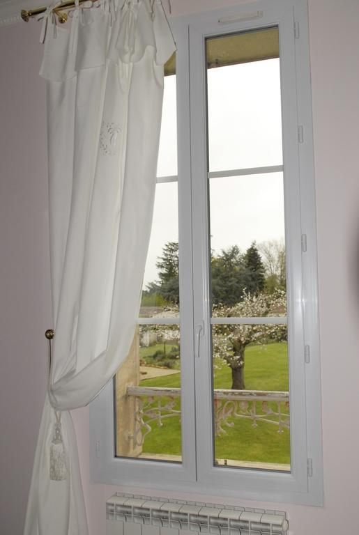 ベルジュラック La Grande Maison Bed & Breakfast 部屋 写真